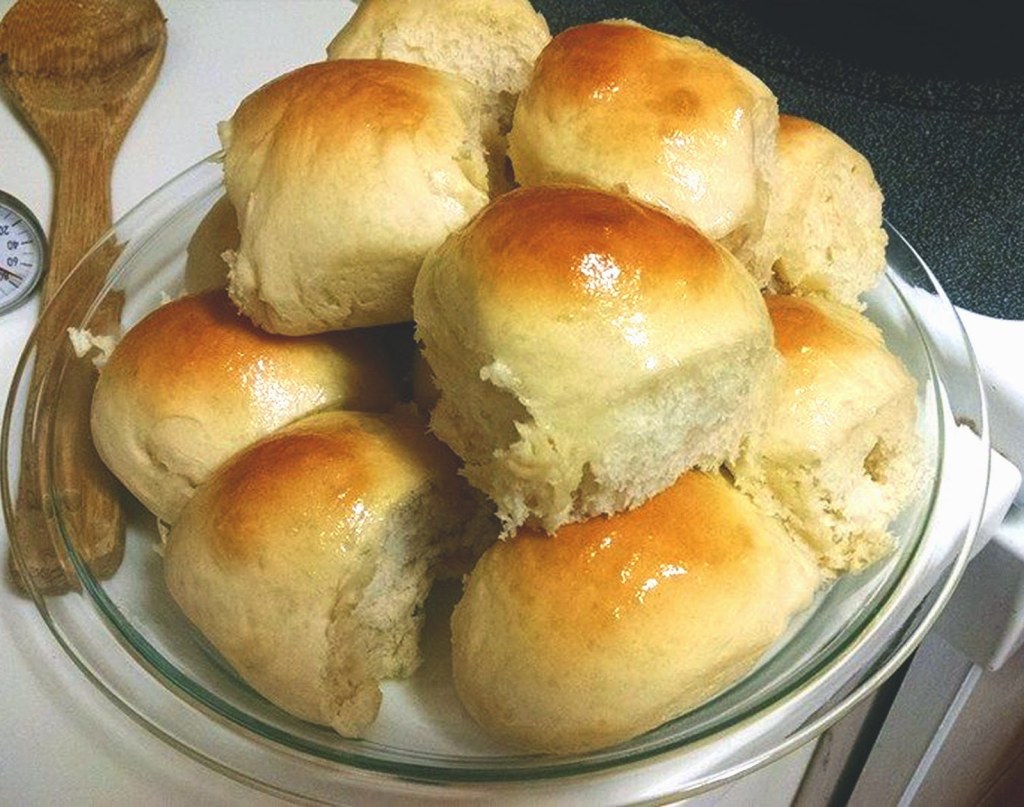 Picture of: Cooking With Mary and Friends: Easy, Big Fat Yeast Rolls