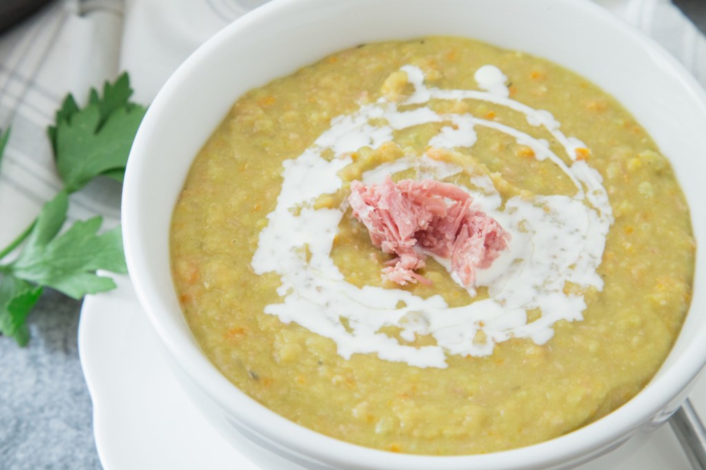 Picture of: Uncle Bill’s Green Split Pea With Hambone Soup