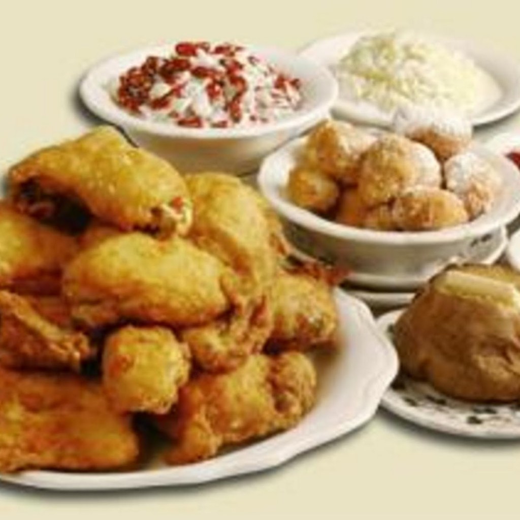 Picture of: White Fence Farm’s (Colorado) Corn Fritters